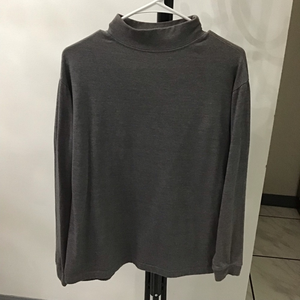 Weather Wear Pullover Women’s size medium